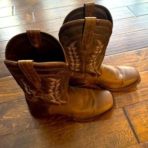Tecovas cowboy boots size 10EE